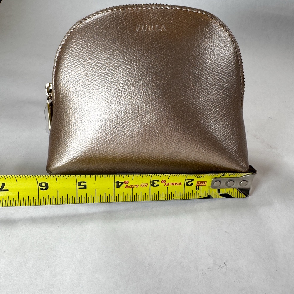 ✨ Furla Metallic Gold Leather Cosmetic Pouch / Zip Case ✨ - Picture 7 of 9